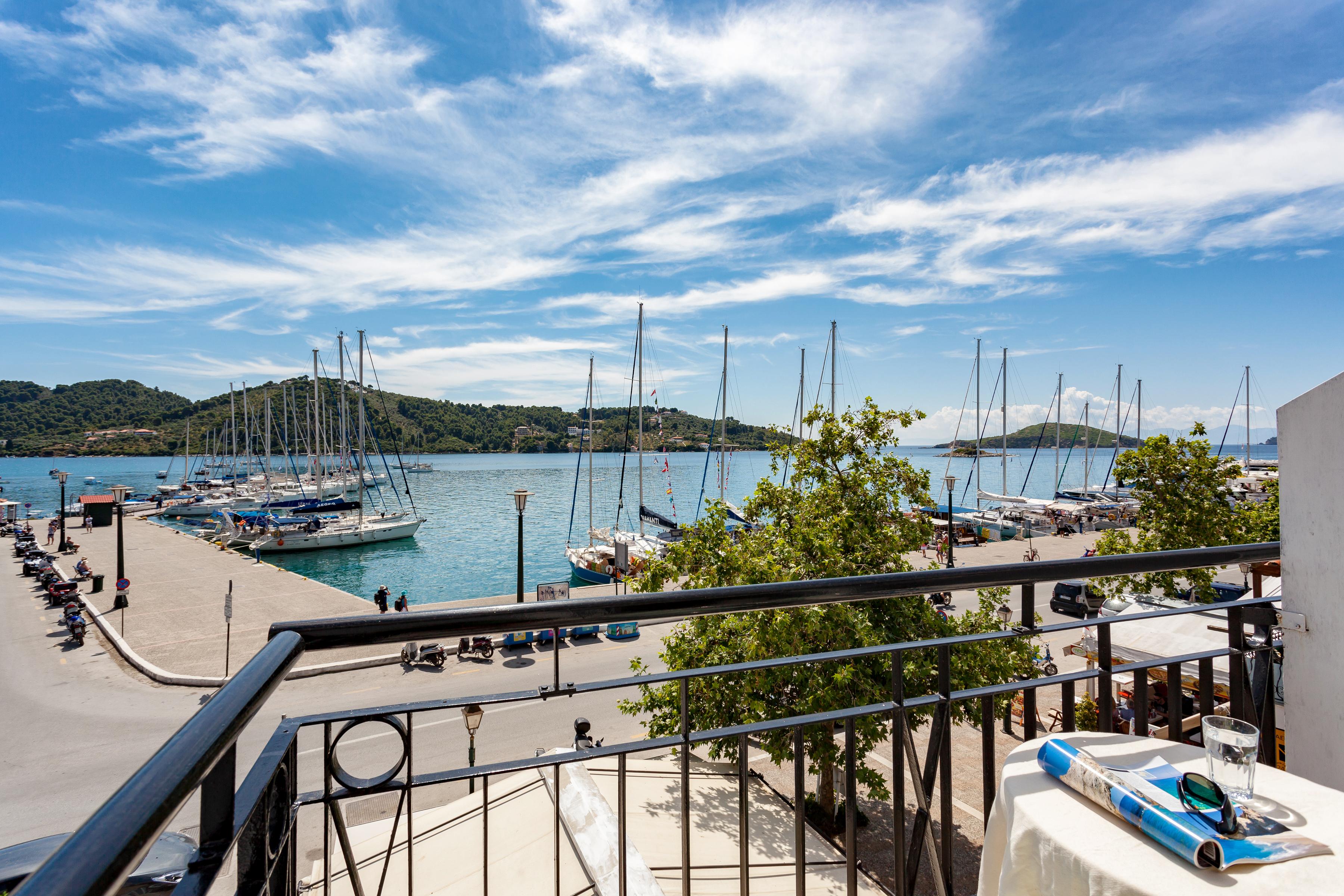 Hotel Akti Skiathos stad Exteriör bild