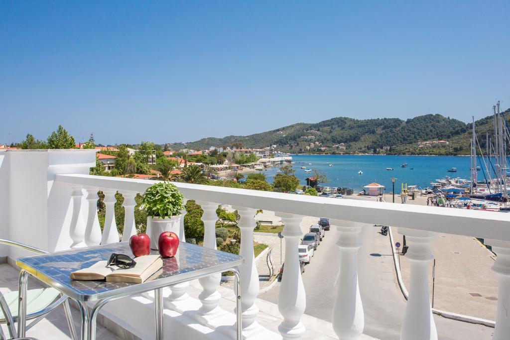 Hotel Akti Skiathos stad Exteriör bild